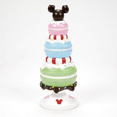 Figurine tree made up macarons and Mickey Ears